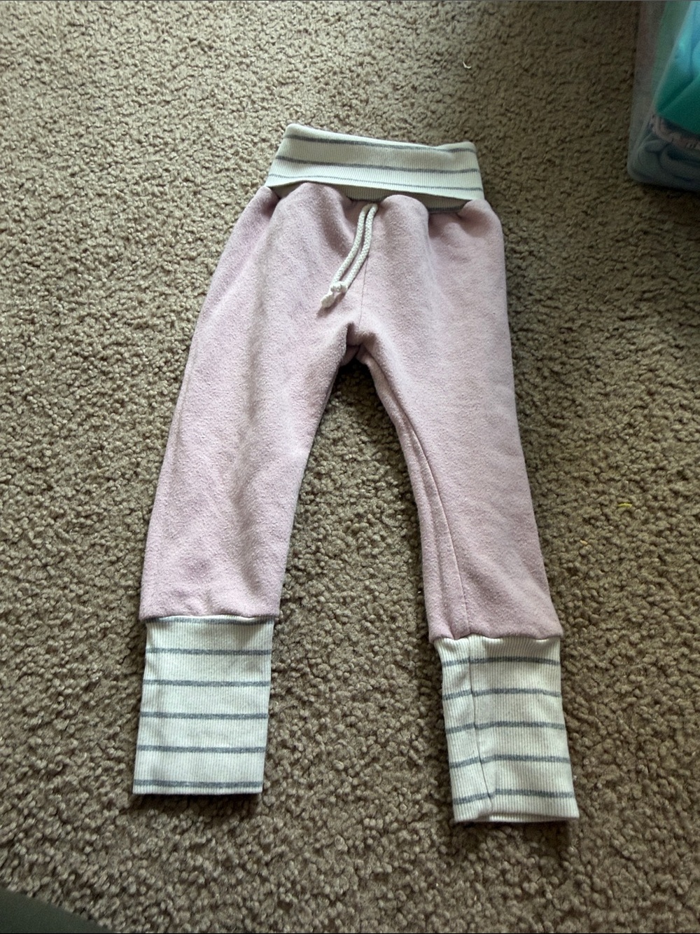B70 Childhoods Clothing Jogger Sweatpants, 2t PILLING